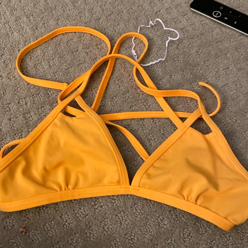 NWT FINN BIKINI TOP JOLYN SIZE S